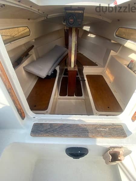 21 footer 1983 jaguar sailboat in good condition 2