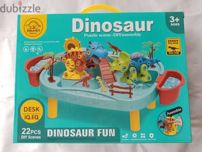 Dinosaur assembly toy