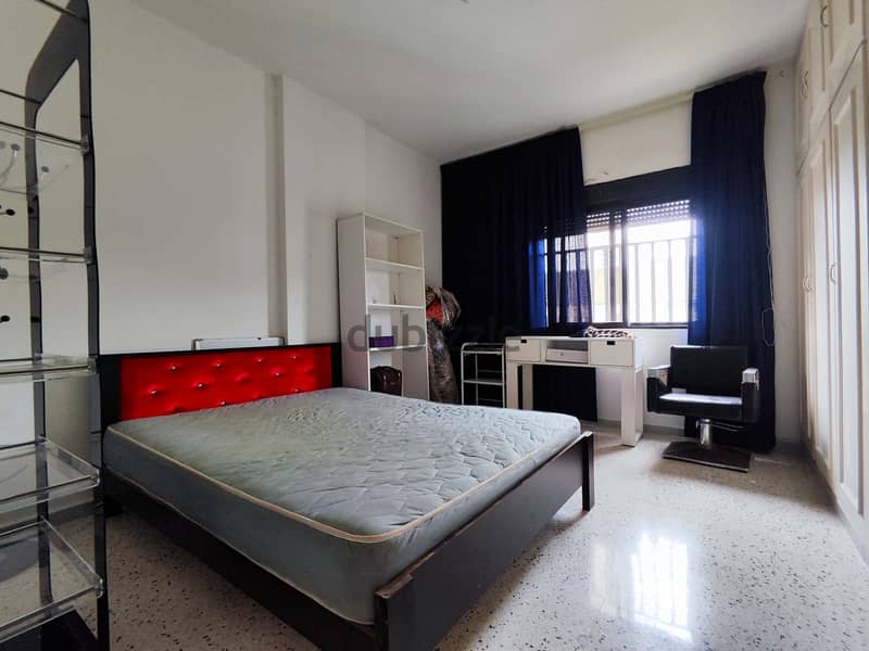 New Rawda | 2 Bedrooms Apartment | Parking Lot | Catchy Rental Deal 4
