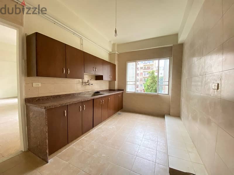 Spacious Apartment for rent in Achrafieh in a prime location. 4