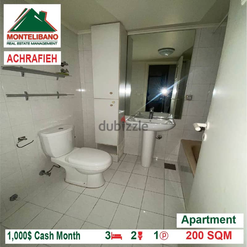 1000$!! Apartment for rent located in Achrafieh 3