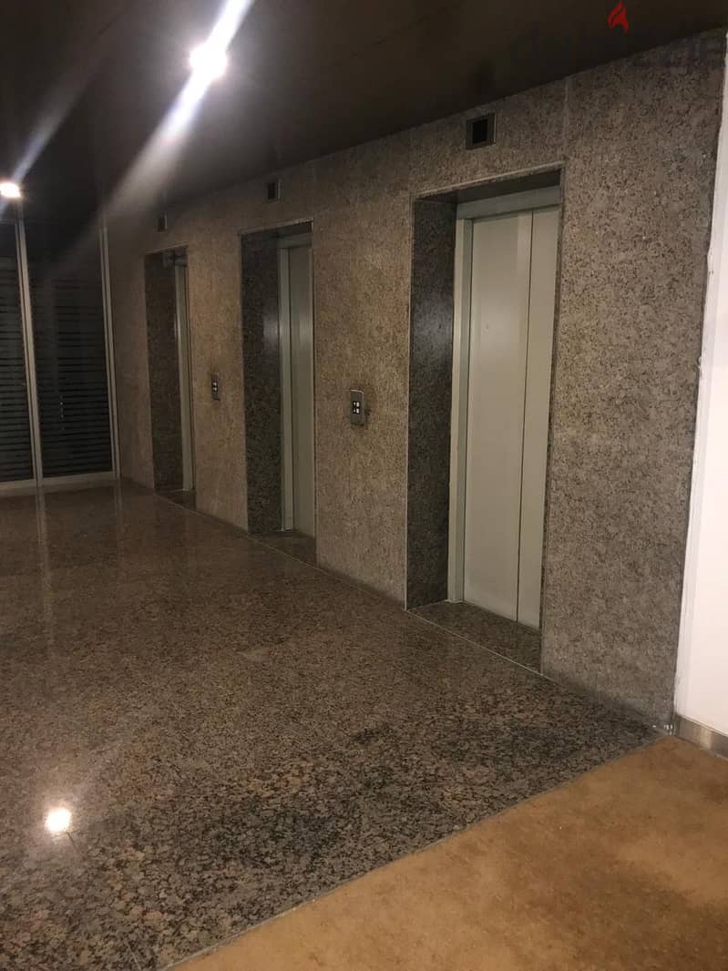 Prime and Amazing Office for Rent in Ashrafieh 9