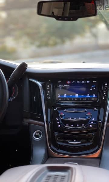 Cadillac Escalade Luxury 2016 like new!! from USA 7