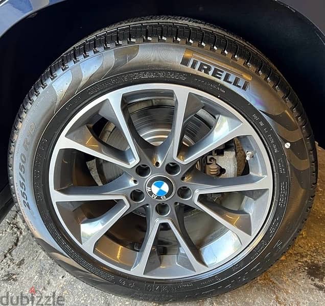 BMW X5 2018 sDrive35i like brand new with 6000 miles only!! from USA 11