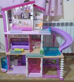 plastick barbie dream house with its furniture+ 15+free gifts+ 2 dolls 0