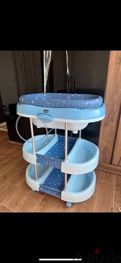 Changing table + bath