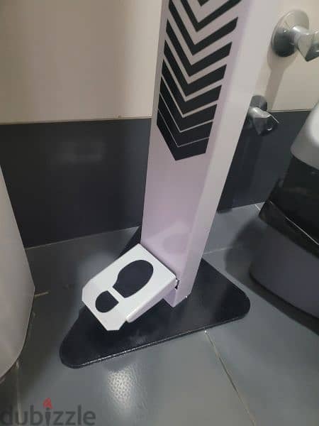 Soap - Sanitizer Pedal Dispenser - Foot mechanism - 1
