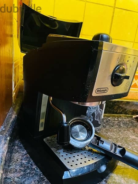 Delonghi coffee machine 1