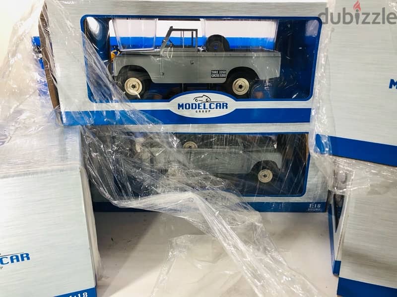 1/18 diecast Land Rover GREY Series 2 Pickup D109 NEW IN BOX 1