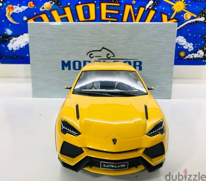1/18 diecast Lamborghini Urus Mettalic Yellow NEW IN BOX. By Modelcar 3
