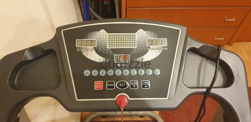 Treadmill home used . Good condition 2