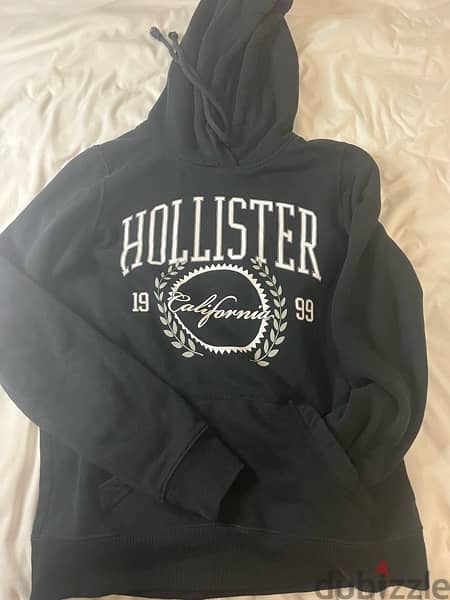 Hollister black hoodie 2