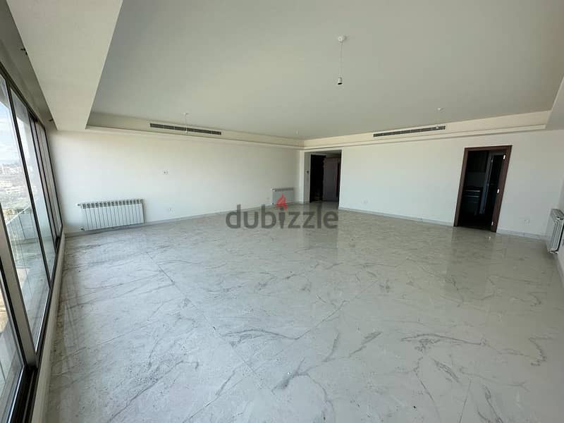 Open Seaview High - end 200 m² Apartment for Sale in Fanar. 10