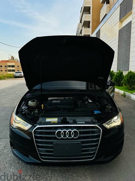 Audi A3 premium package - clean carfax 17