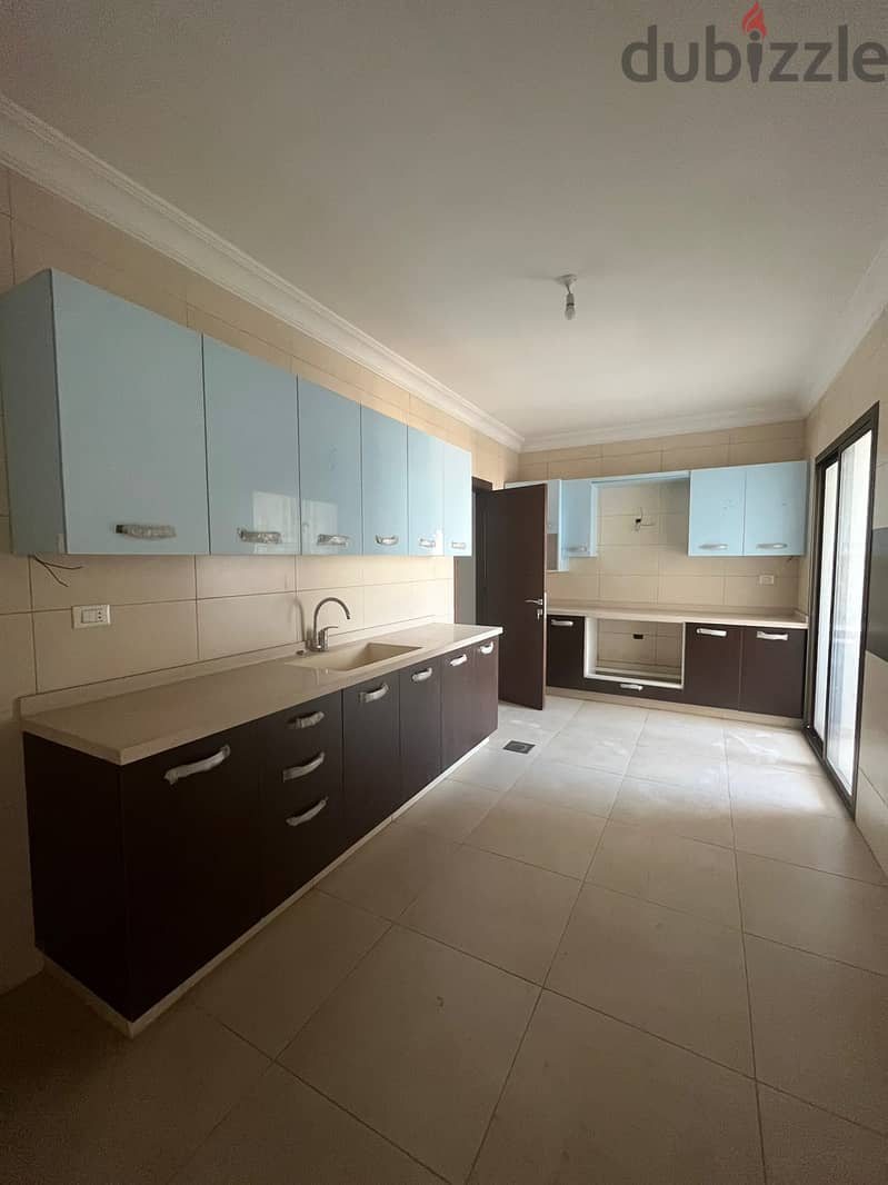 BRAND NEW IN MAR ELIAS PRIME (200SQ) 3 BEDROOMS , (MA-134) 6