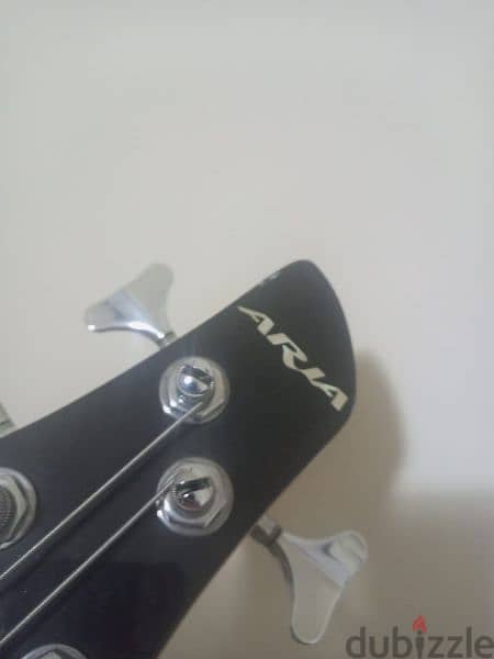 Aria bass used but in great condition 1