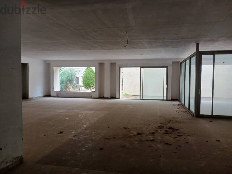 L01000-Luxurious Apartment For Sale in Rabieh 3
