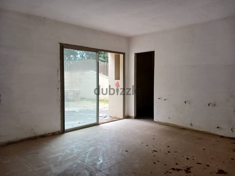 L01000-Luxurious Apartment For Sale in Rabieh 4