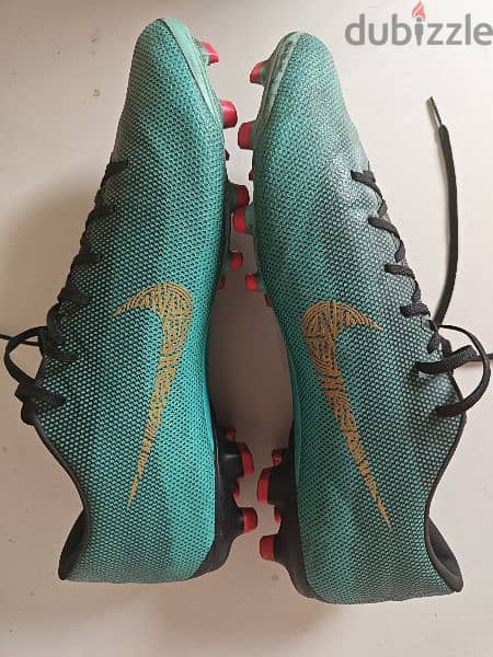 Europe football shoes size 44 1