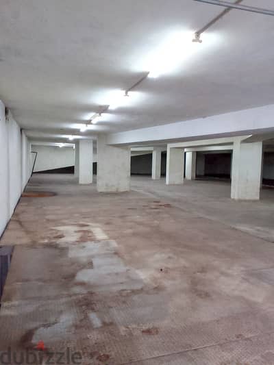 820 SQM Huge Warehouse in Sabtieh, Metn with Container Access