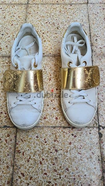 Louis Vuitton sneakers حذاء 1