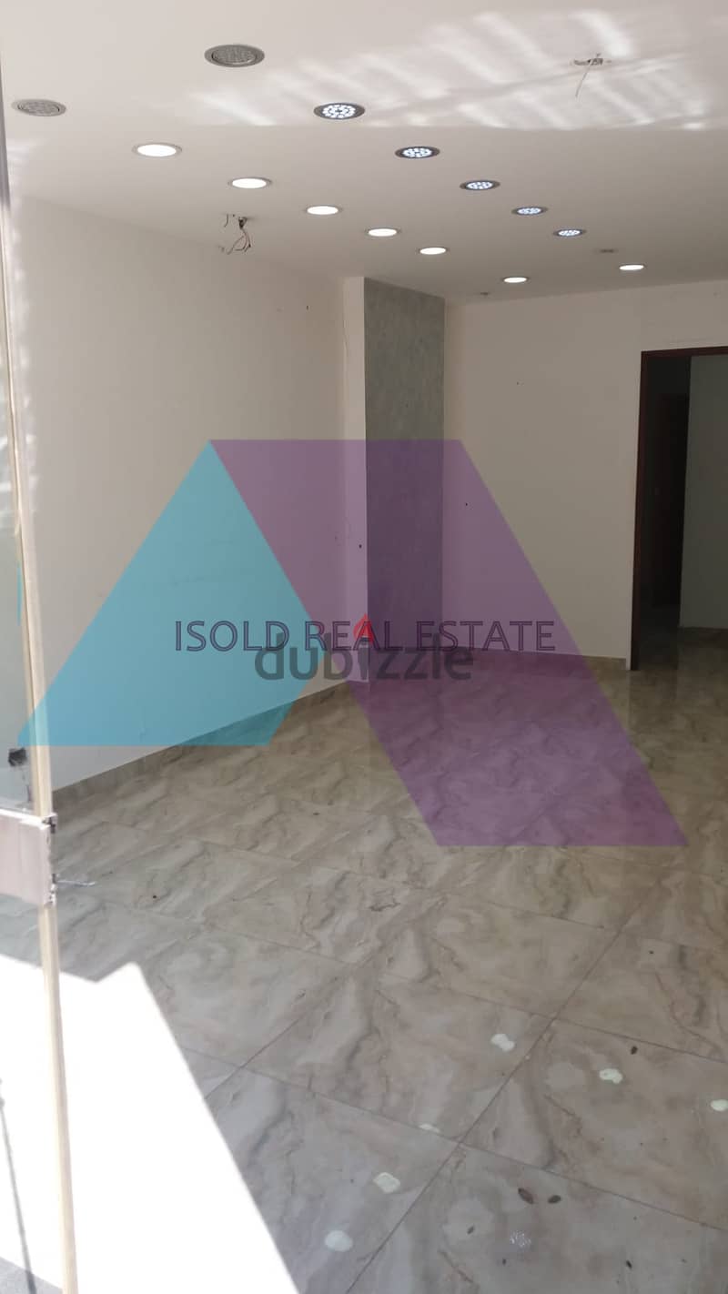 A 150 m2 store for sale in Zalka, Prime location on the main road 1