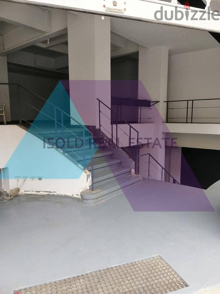 A 470 m2 duplex store for rent in Hamra/Ras Beirut 1