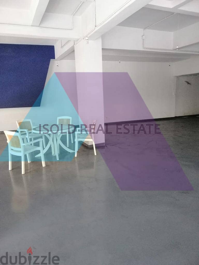 A 470 m2 duplex store for rent in Hamra/Ras Beirut 2