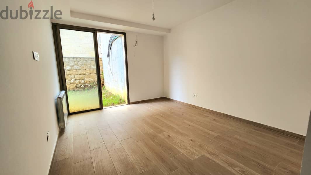 Apartment for sale in Mar Chaaya/ Garden/New 5