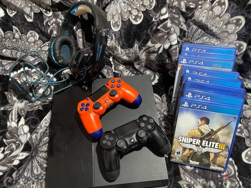 ps4 2 controllers 8cds and headset 2
