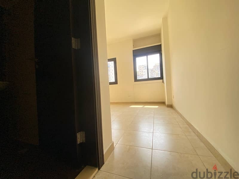 Apartment for rent in Zalka with open views. 5