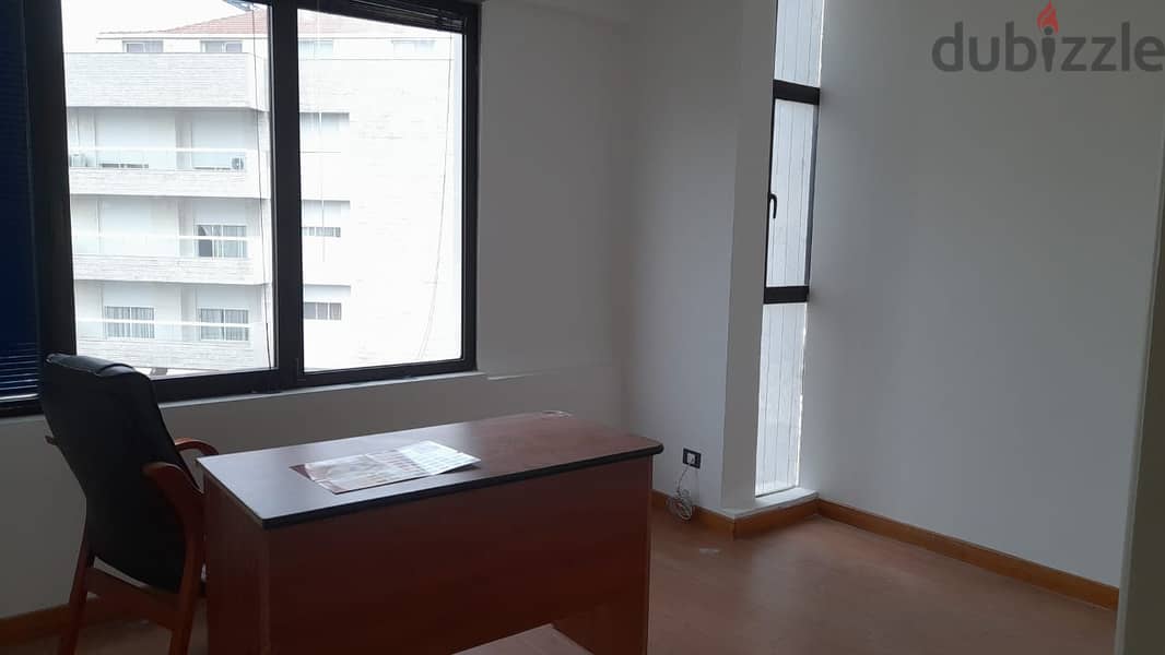 Office for rent in Jounieh Keserwan 120 sqm , Buisness Center 5