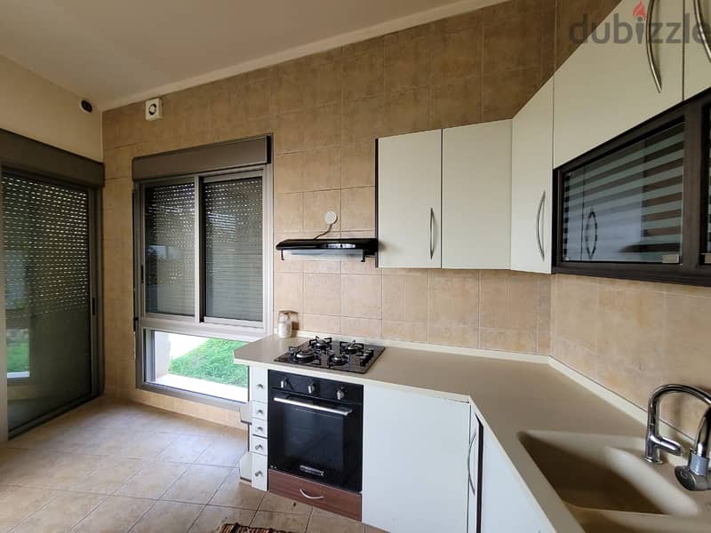 Apartment for Rent in Roumieh شقة للإيجار في رومية 10