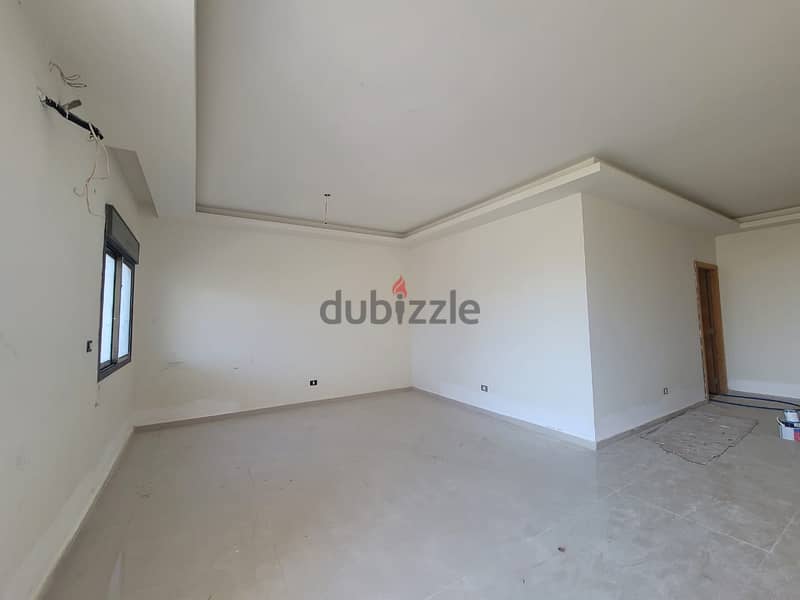 Apartment for Sale in Mansourieh شقة للبيع 1