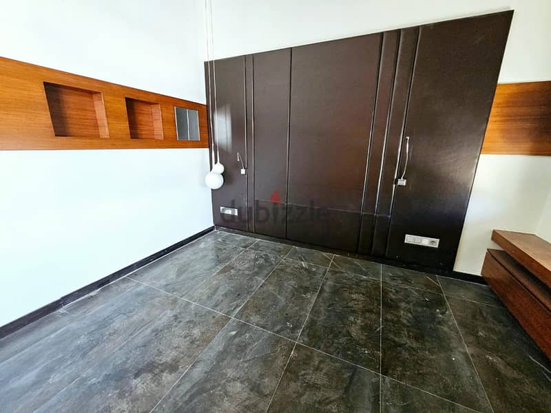RA24-3370 Luxurious apartment in Hamra is for rent, 200m2+Terrace 15m2 5
