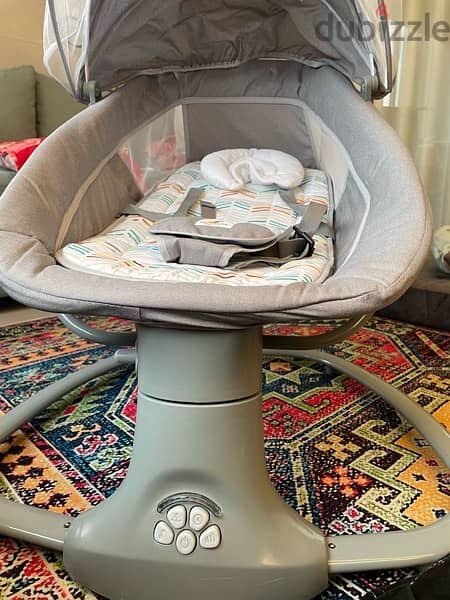 baby swing and seat/ used one month / seems like new 5