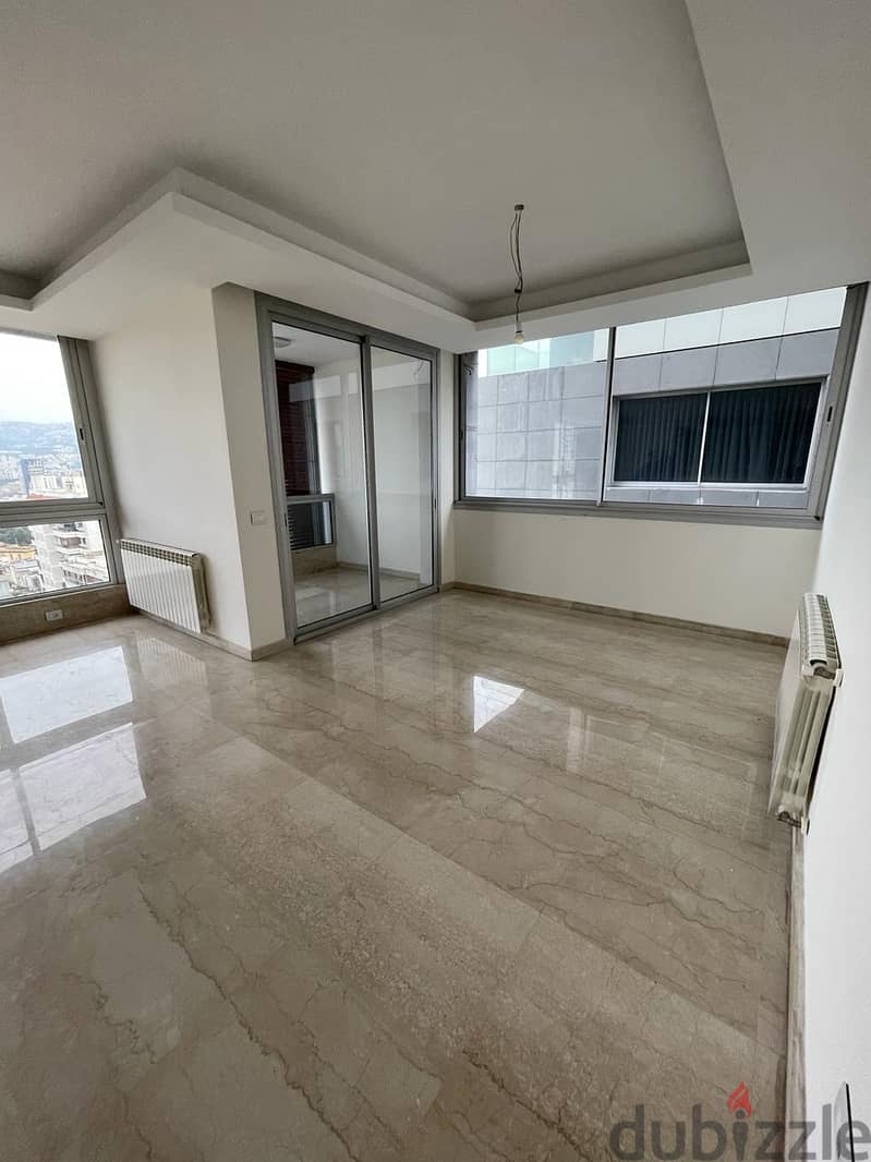 Apartment in Ras El Nabeh for SALE شقة فخمة في رأس النبع للبيع 3