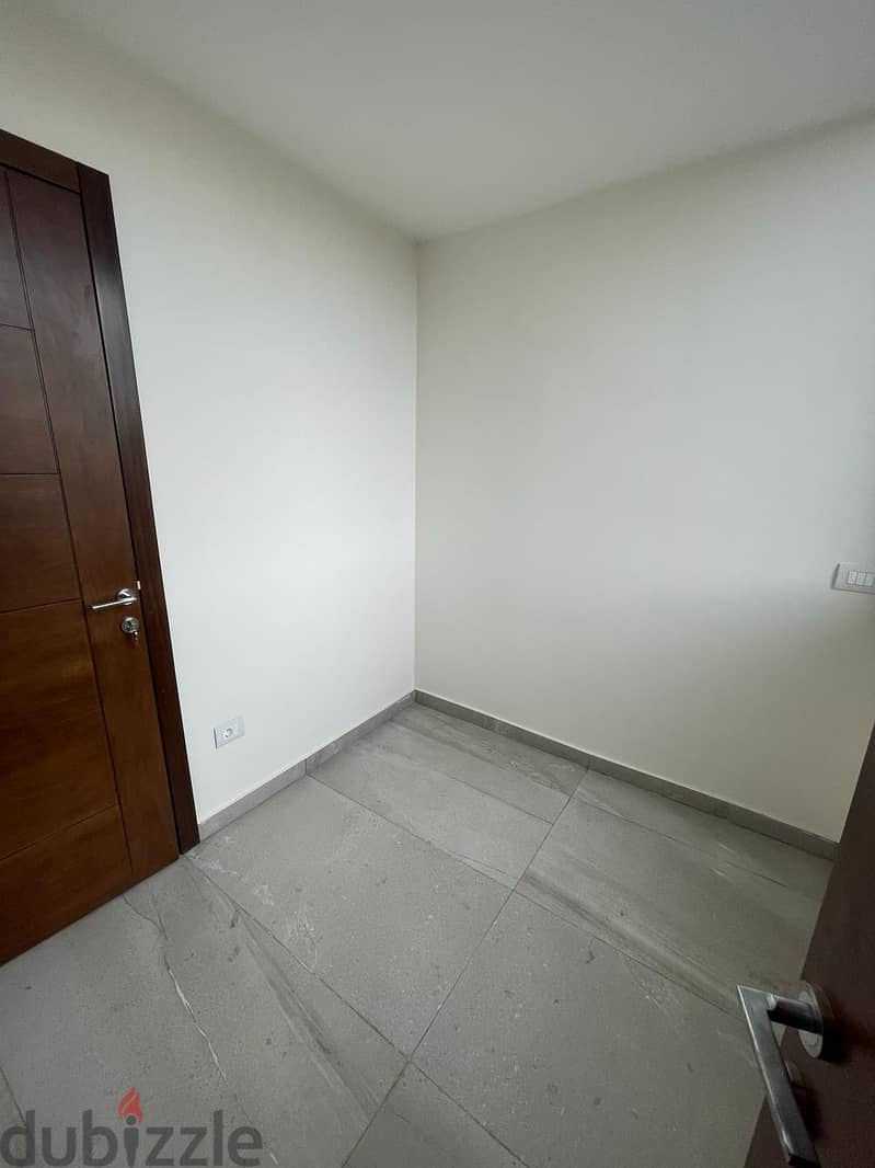 Apartment in Ras El Nabeh for SALE شقة فخمة في رأس النبع للبيع 6
