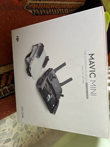 DJI mavic mini cmbo with controller and 2 batteries and all the cables 3