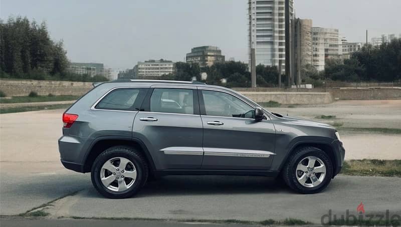 grand cherokee limited panoramic extra clean 3
