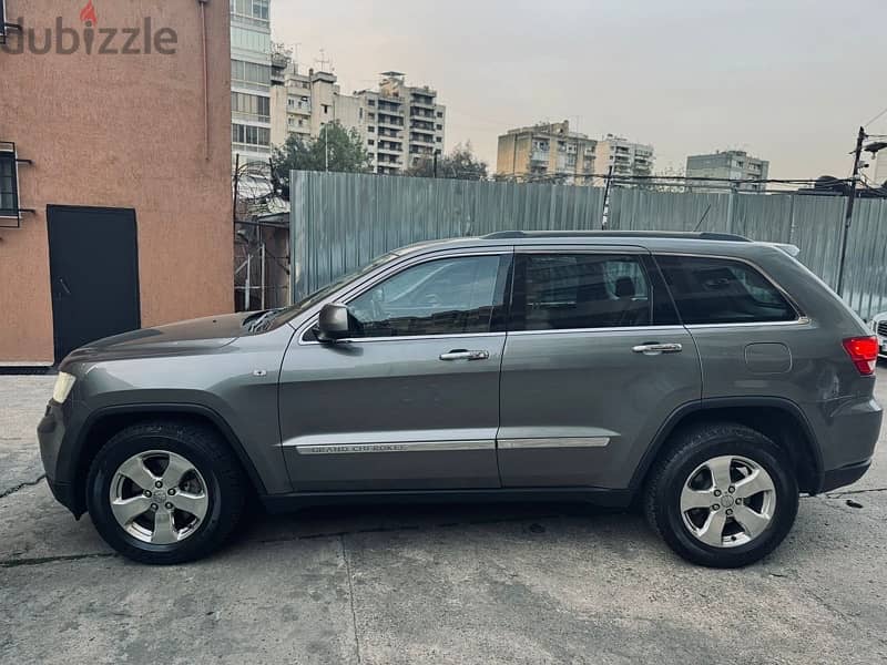 grand cherokee limited panoramic extra clean 4