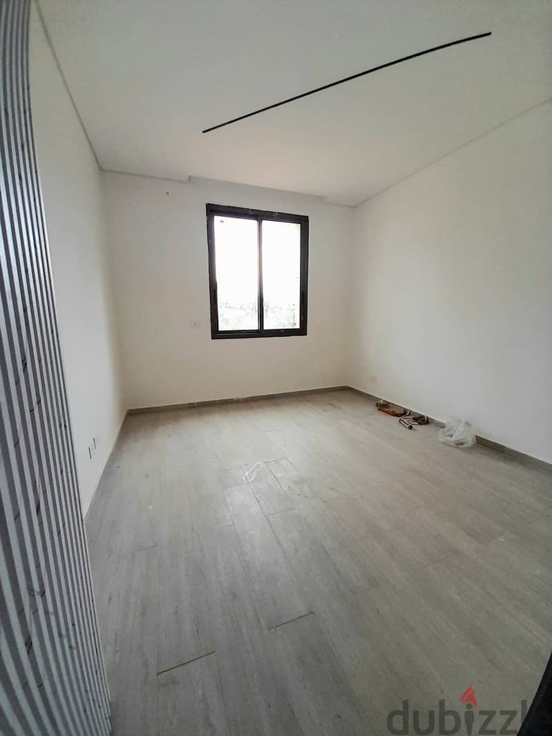 165 SQM PAYMENT FACILITIES- Apartment in Oyoun Broumana with View 6