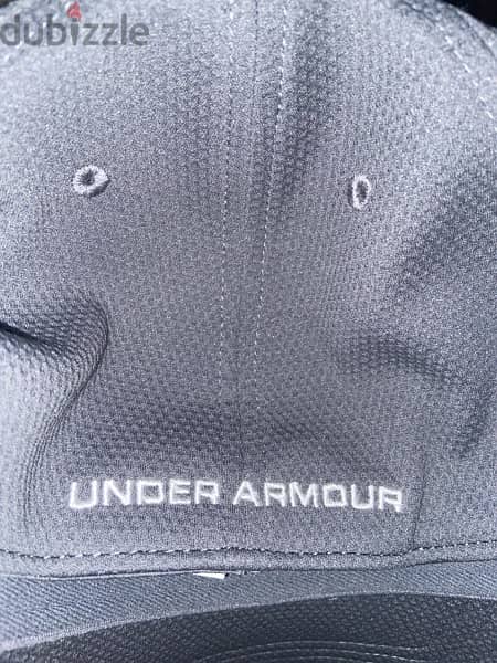 brand new under armor cap . Not used 1