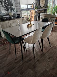 Imported dinning table with 6 chairs