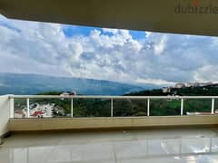 Open Mountain view apartment in Douar - Zaroun