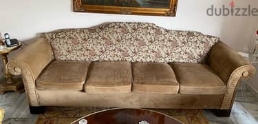 couch with two chairs