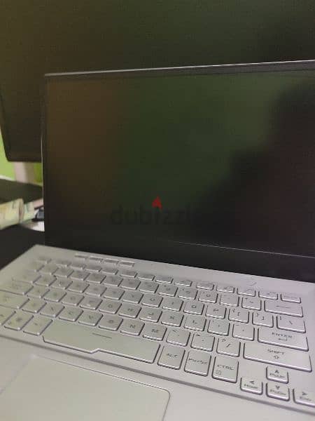 Asus zephyrus g14 laptop used like new 3