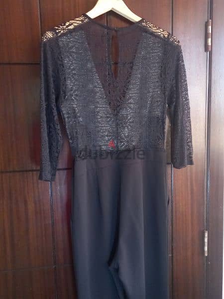 A black Overhaul With good condition Size42 2