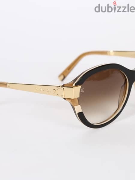Louis Vuitton Sunglasses Excellent Condition 5