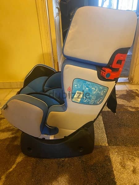 car seat 1 for 50 , 2 pcs for 80 3